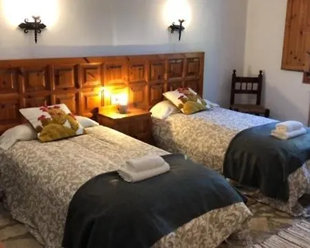 La Cruzanzana 게스트하우스 *